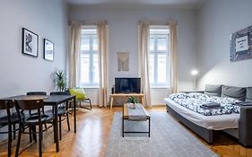 Bellevue Residence Wesselenyi 56